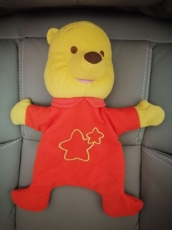 Doudou peluche musicale Winnie l'ourson - photo numéro 3