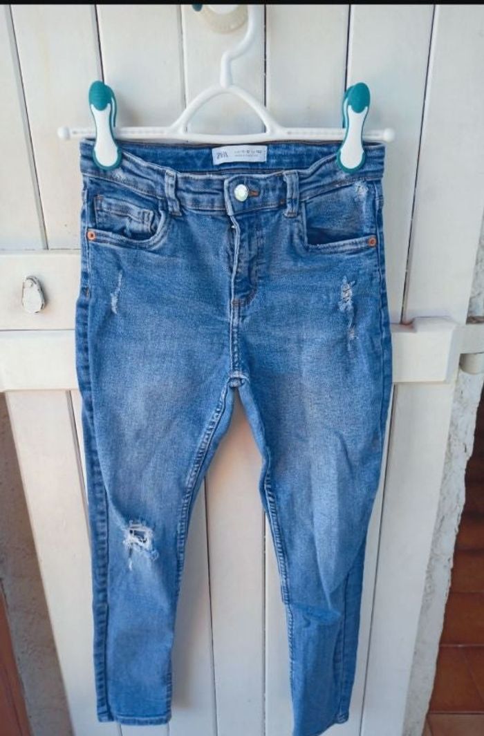 Jean slim troué Zara 11/12 ans