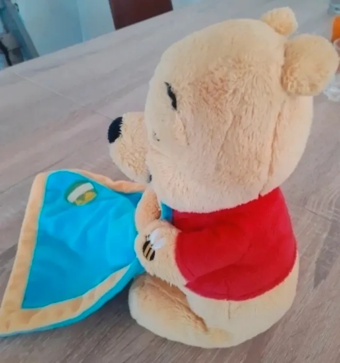 Peluche Winnie l'ourson et sa couverture Disney - photo numéro 2