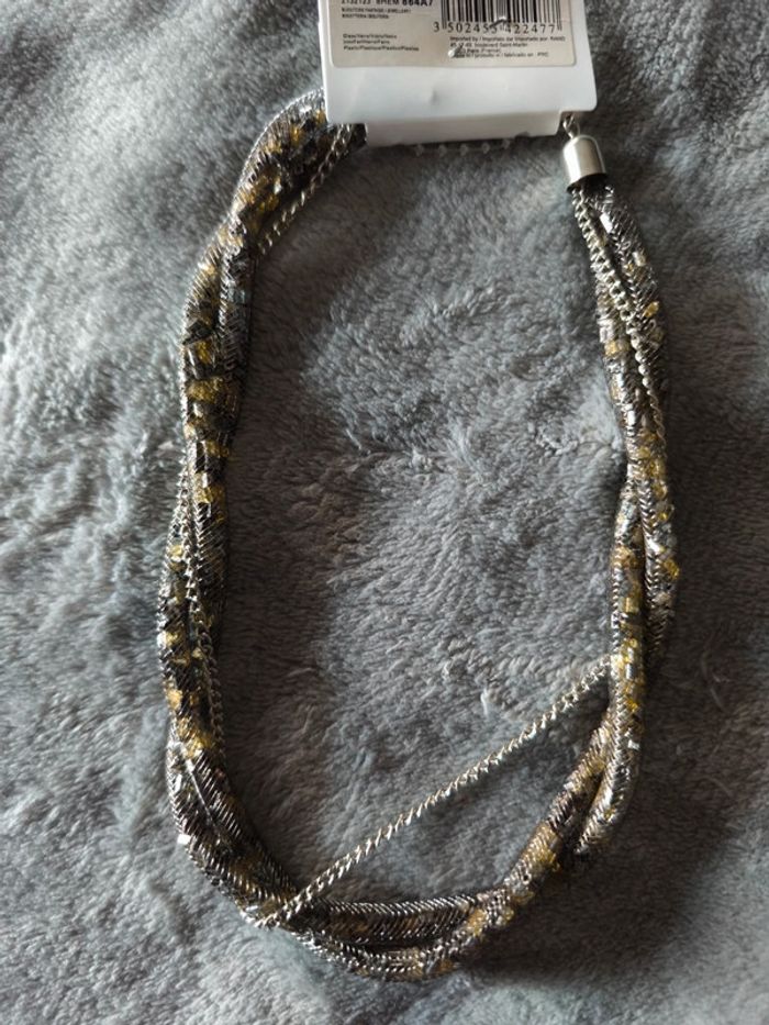 Collier - photo numéro 12