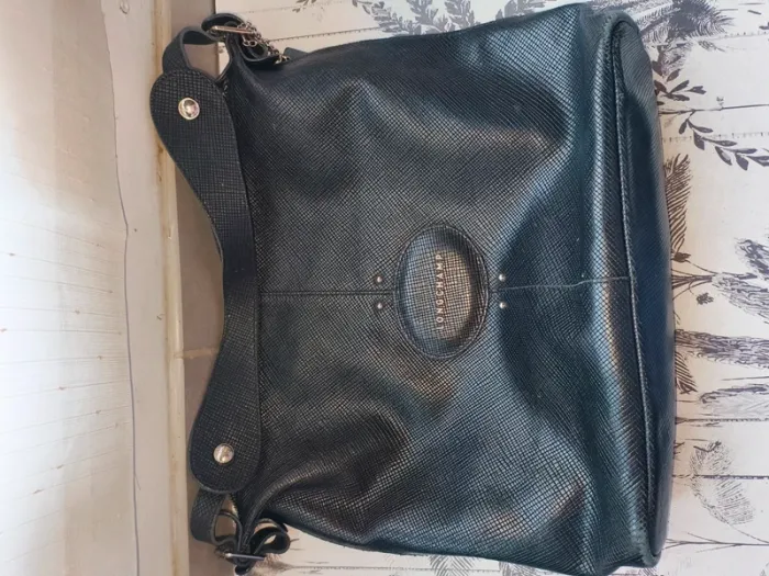 Sac épaule Longchamp en excellent état cuir noir - photo numéro 8