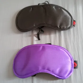 Masques pour sommeil ou romantisme