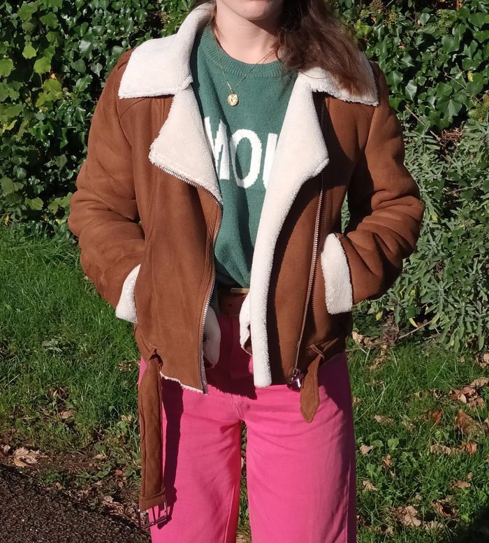 Veste en Daim Marron & Blanche Femme | Look Automne / Hiver 🍂🌾 - photo numéro 3