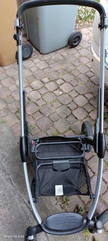 Poussette trio Stella