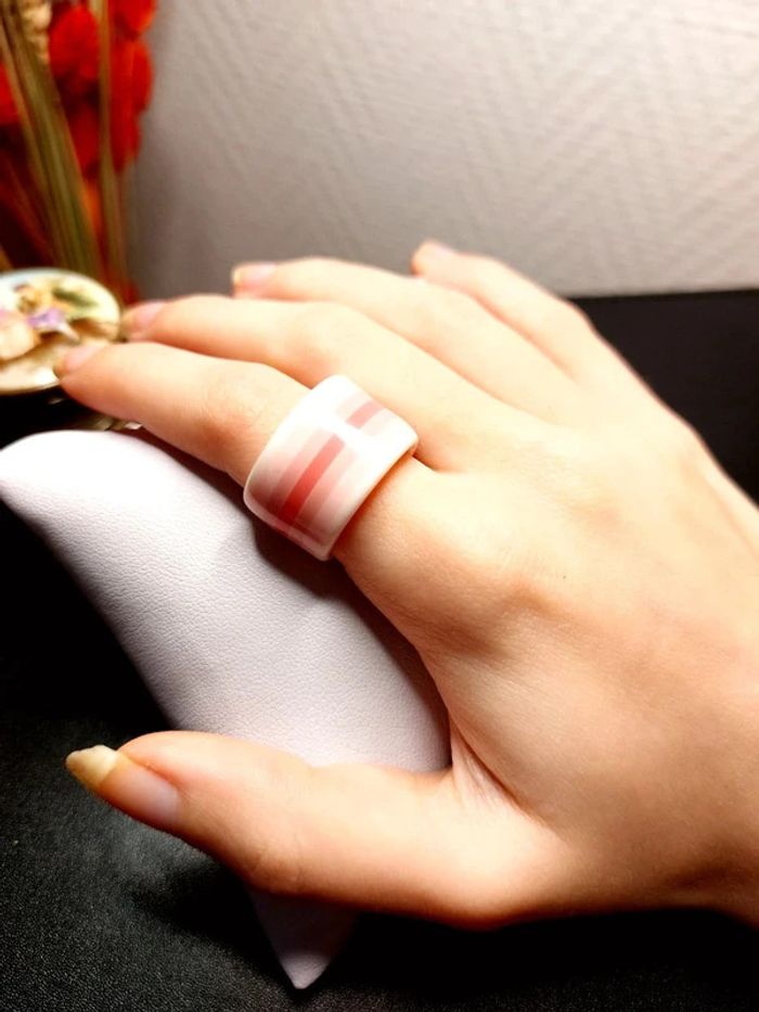 Magnifique bague rose vintage 00's Y2k - photo numéro 5