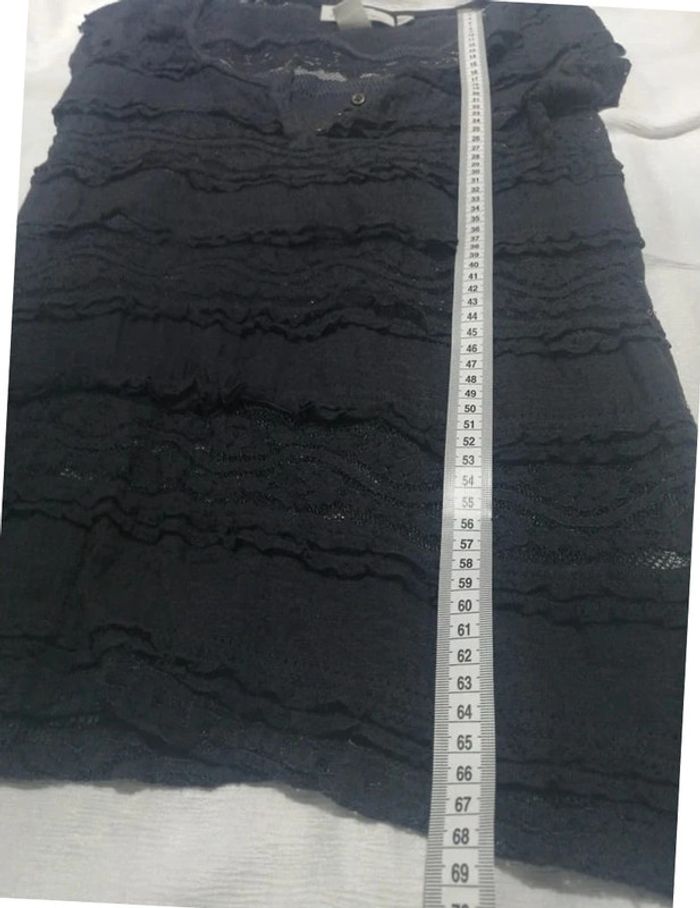 t-shirt H&m noir taille M - photo numéro 2