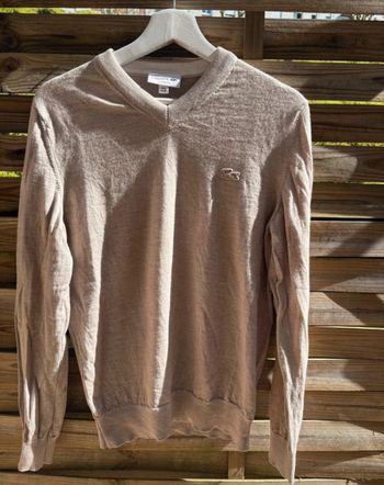 Sous pull en V