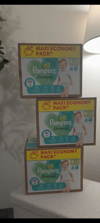 Couches Pampers Harmonie taille 6
