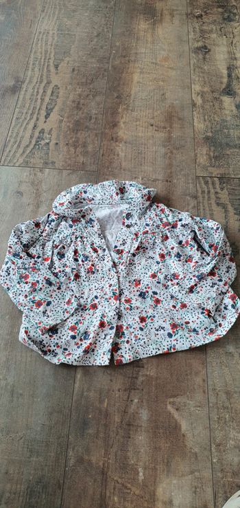 Chemise Vertbaudet 24 mois en très bon état