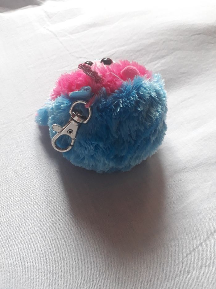Petite peluche porte-clés - photo numéro 2