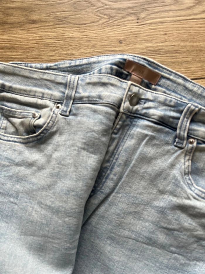 Jeans bleu ciel H&M - photo numéro 4