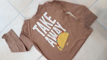 Tshirt manches longues 4 ans