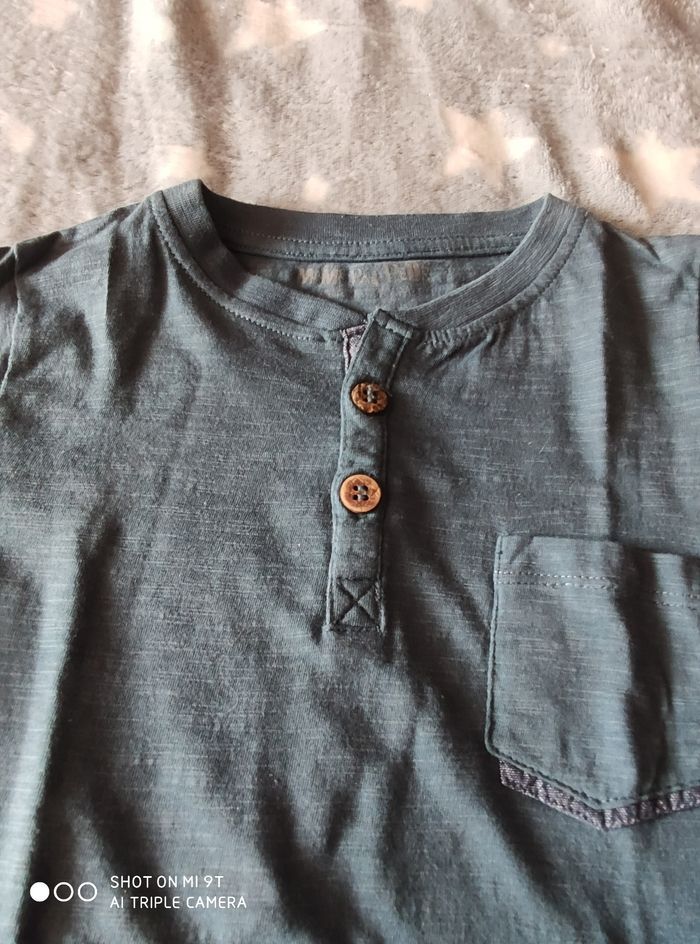 Tee-shirt manches longues garçon taille 6 ans - photo numéro 3