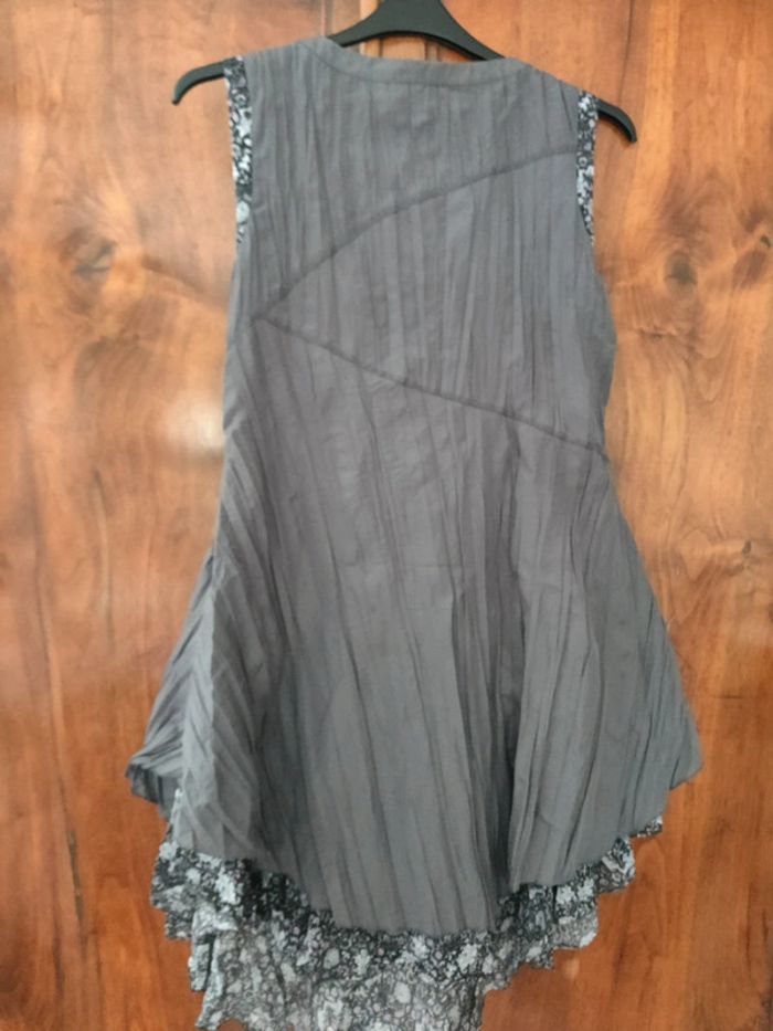Robe fantaisie t 42 - photo numéro 2