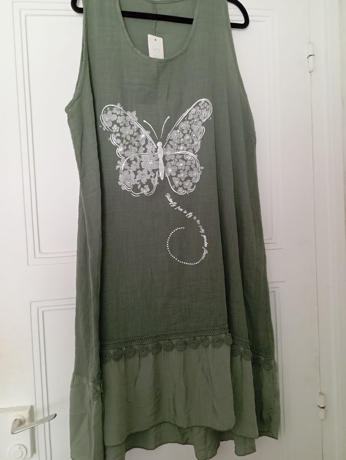 Robe papillon