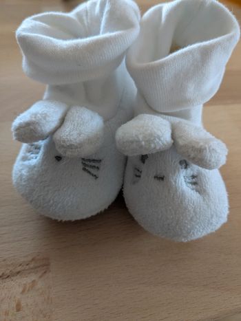 Chausson neuf 1 mois lapin