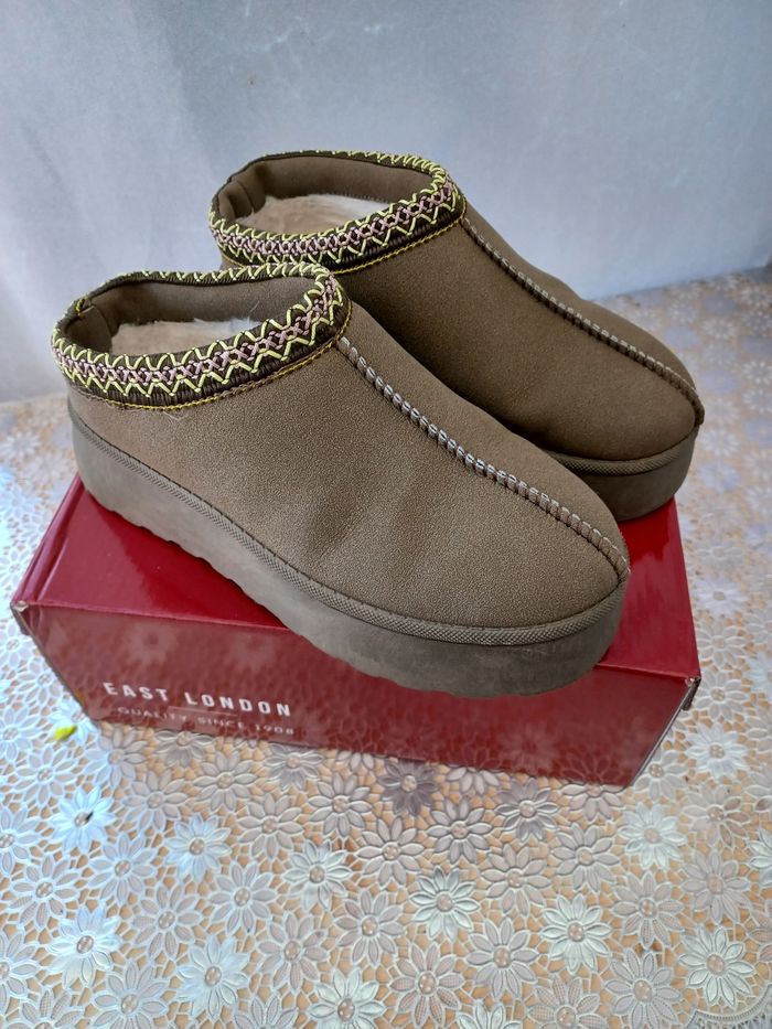 Chaussures Lee Cooper coloris  Kaki taille 36 en très bon état avec sa boîte d'origine. - photo numéro 3