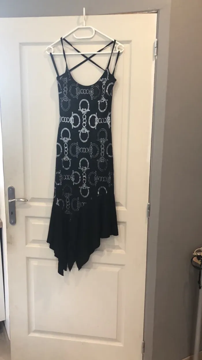 Robe dos nu