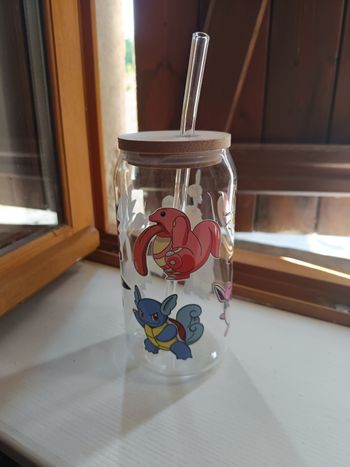 Verre a paille pokemon