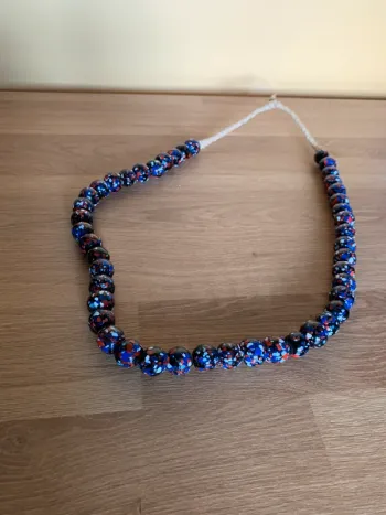 Collier perles en verre vintage