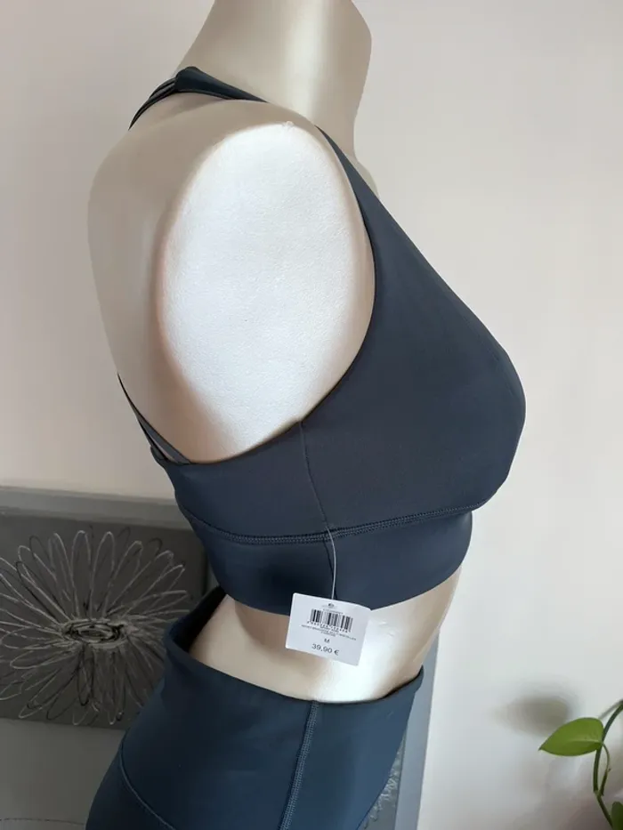 Sport brassière multi bretelle - photo numéro 2