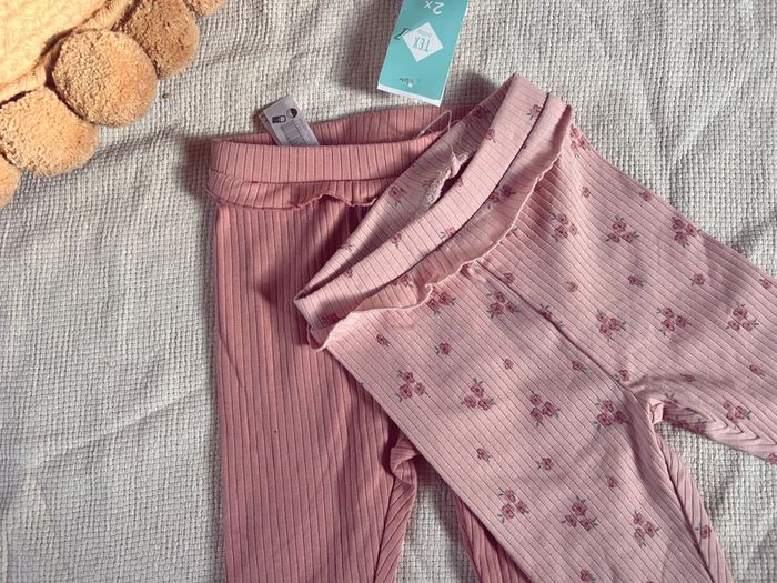 Lot de 2 leggings côtelés rose et fleurs neuf - photo numéro 2