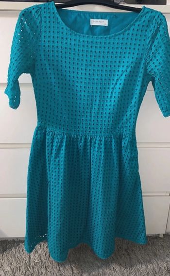 Très jolie robe (taille 38)
