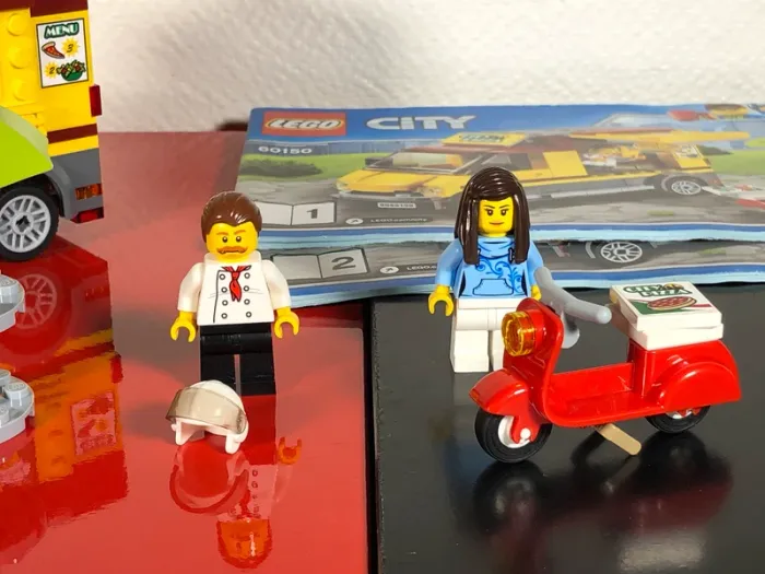 LEGO City 60150 - Pizza Van / Le Camion Pizza - photo numéro 3