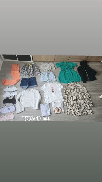 Lot vêtement taille 12 ans