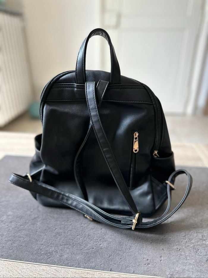 Sac à main / sac à dos neuf - photo numéro 2