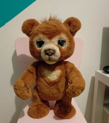 Peluche interactif cubby