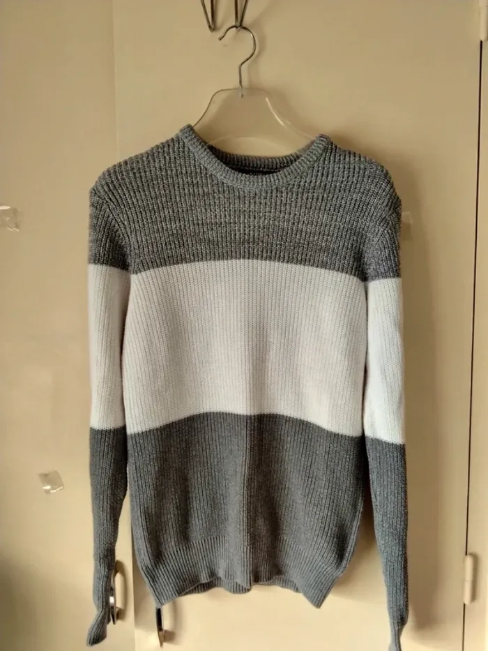 Pull été demi-saison Marque Kiabi (A101)