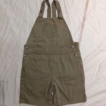 salopette short de Tape à l'oeil 18mois réf 647 A1