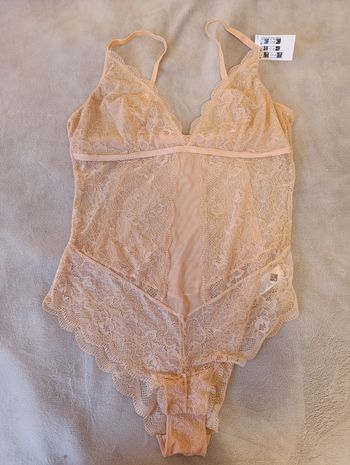 Magnifique body en dentelle sexy neuf L