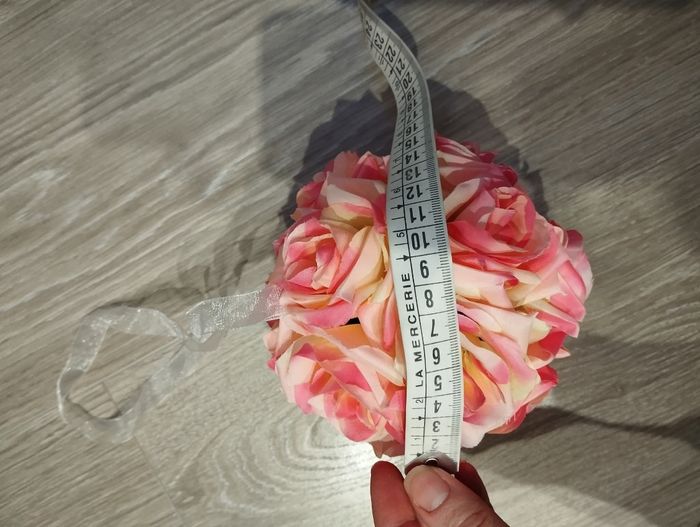 Boules de rose décoration mariage - photo numéro 2