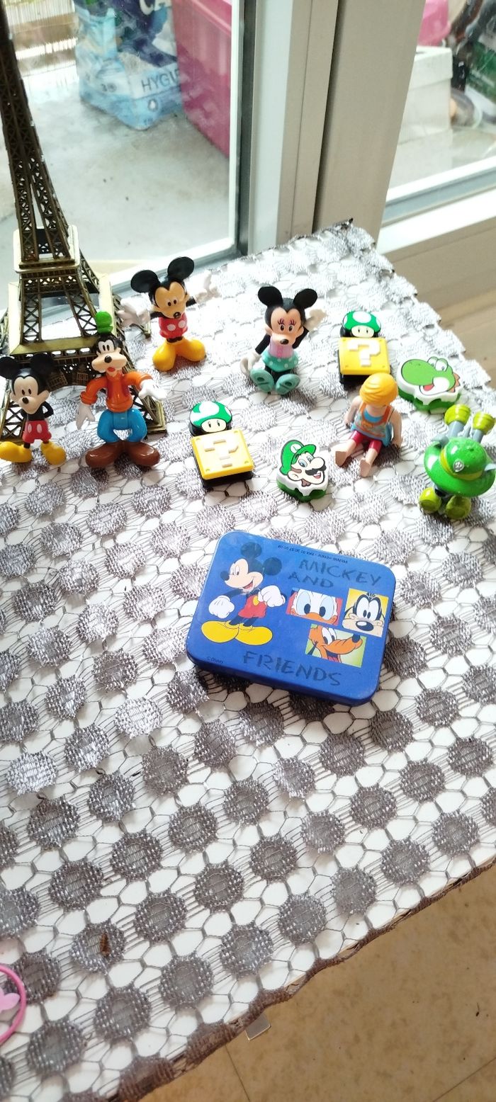Lot petite figurine Disney et autres Mario ect...🏀 - photo numéro 6