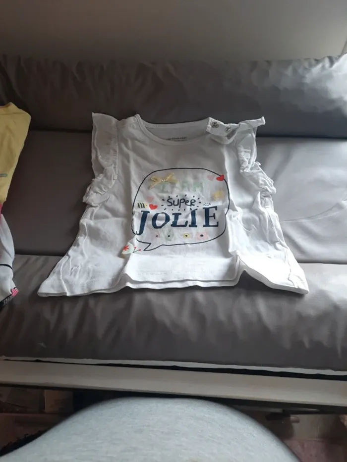 Lot 5 tee-shirt 18 mois - photo numéro 5