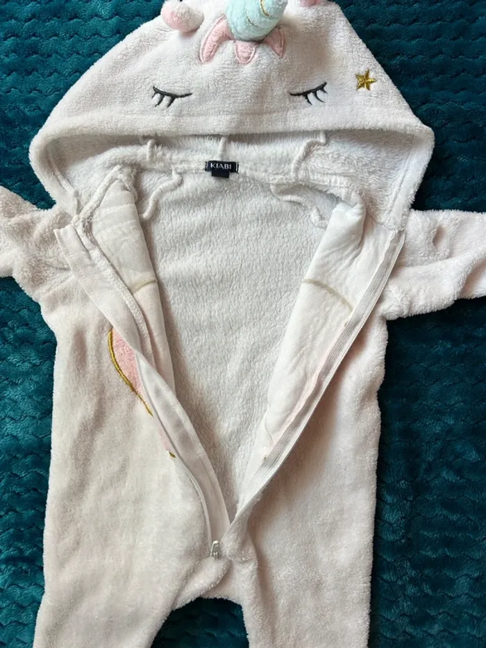 🦄 Surpyjama Kiabi – 6 mois - photo numéro 6
