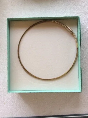 Bijoux collier ras du cou