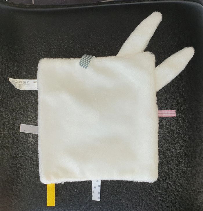 Doudou lapin blanc - photo numéro 2