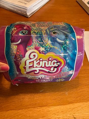 Ekinia à collectionner