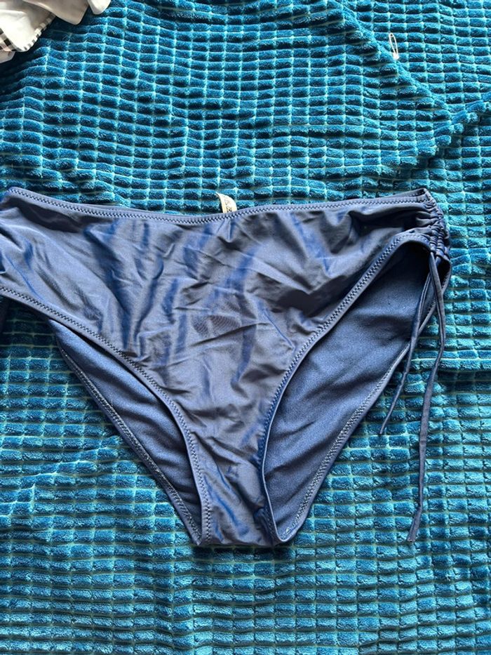 Bas de maillot coulissant