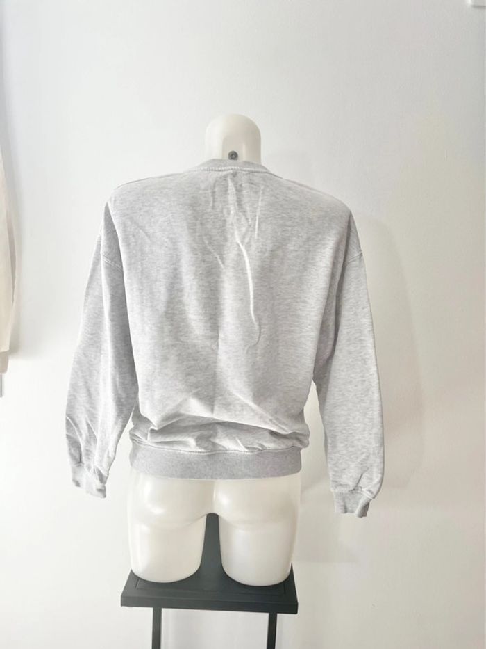 Sweat gris papillon - photo numéro 4