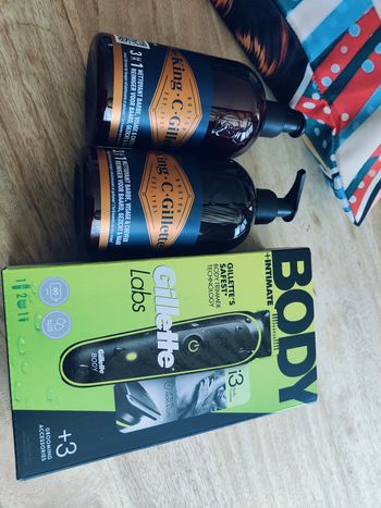 Tondeuse Gillette body intimate et gel lavant 3 en 1