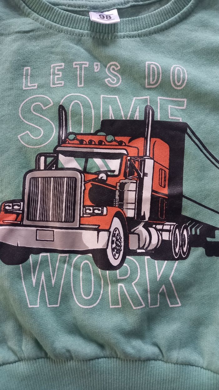 Sweat camion 98 cm neuf - photo numéro 3