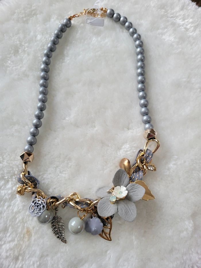 Collier perles fleurs - photo numéro 6