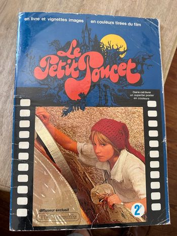 Album Le Petit Poucet non complet AGEducatifs étoiles du dessin animé ( type Panini )
