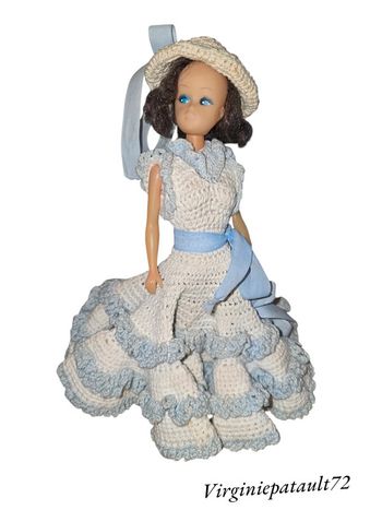 Poupée collection 29 cm