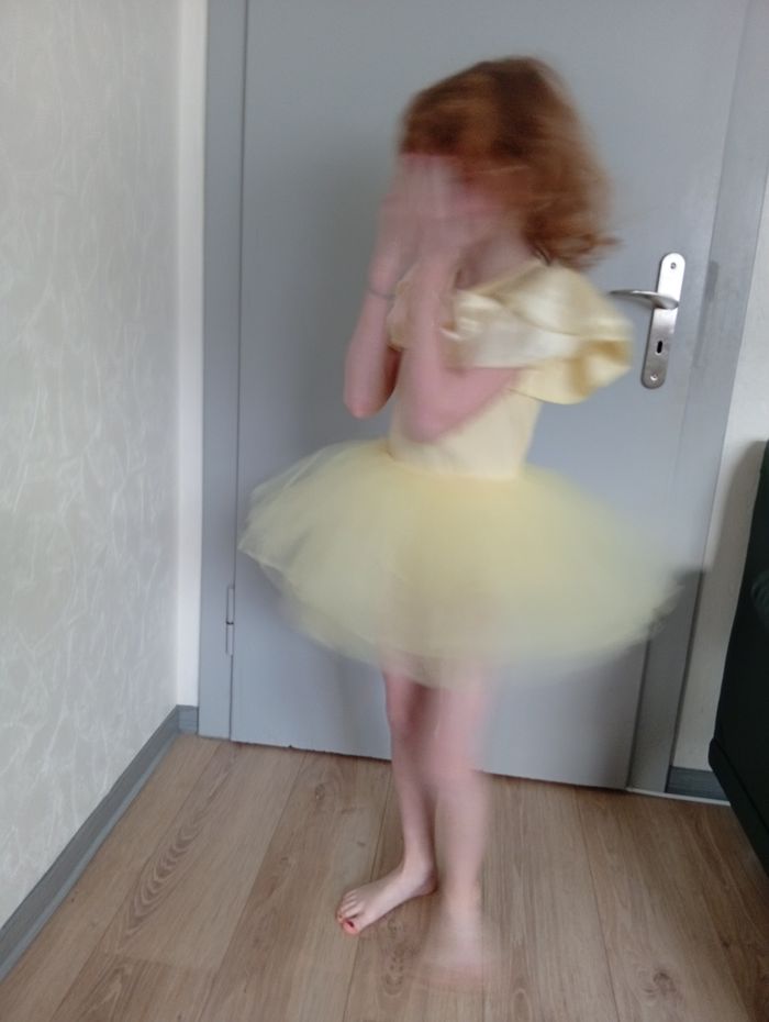 Tutu jaune 8ans - photo numéro 10