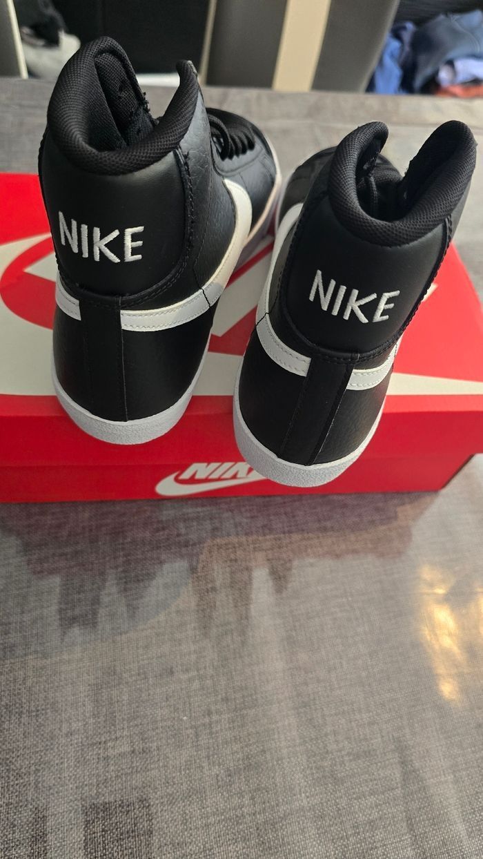 Neuves (non portées) 😍🤩👍 sublime baskets nike pointure 37.5 mixtes🤩⚘️👍 - photo numéro 3